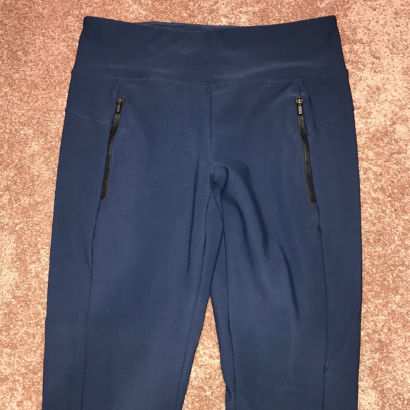 Athleta Pants - Athleta Stellar tight pants Navy size small